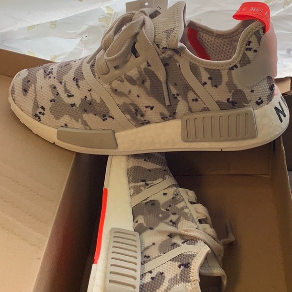 Last this SIZE!! sz 6 6.5 NMD camo W firm price - Picture 4 of 5